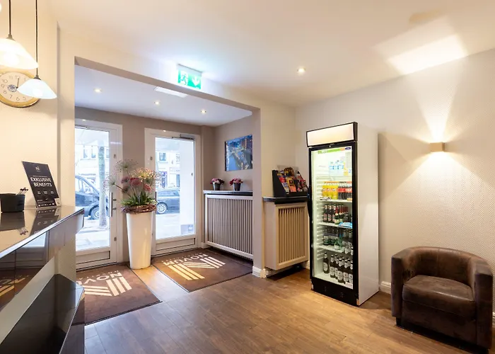Continental Hauptbahnhof Hotel 3*