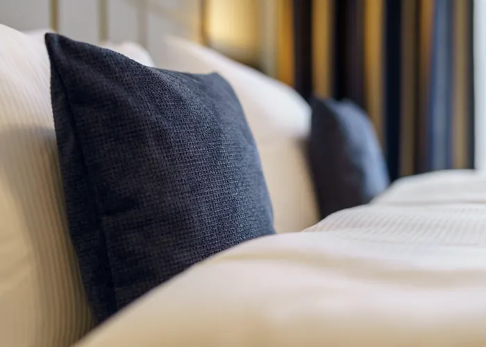 Continental Hauptbahnhof Hotel 3*