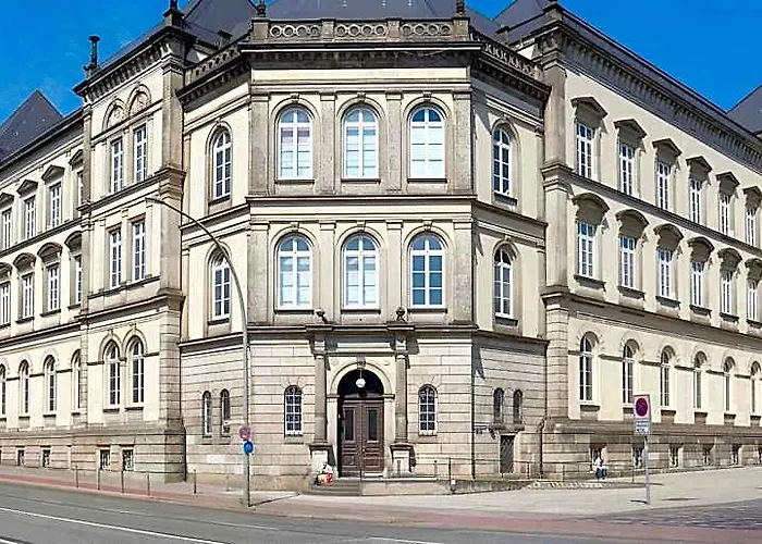 Continental Hauptbahnhof Hotel 3*